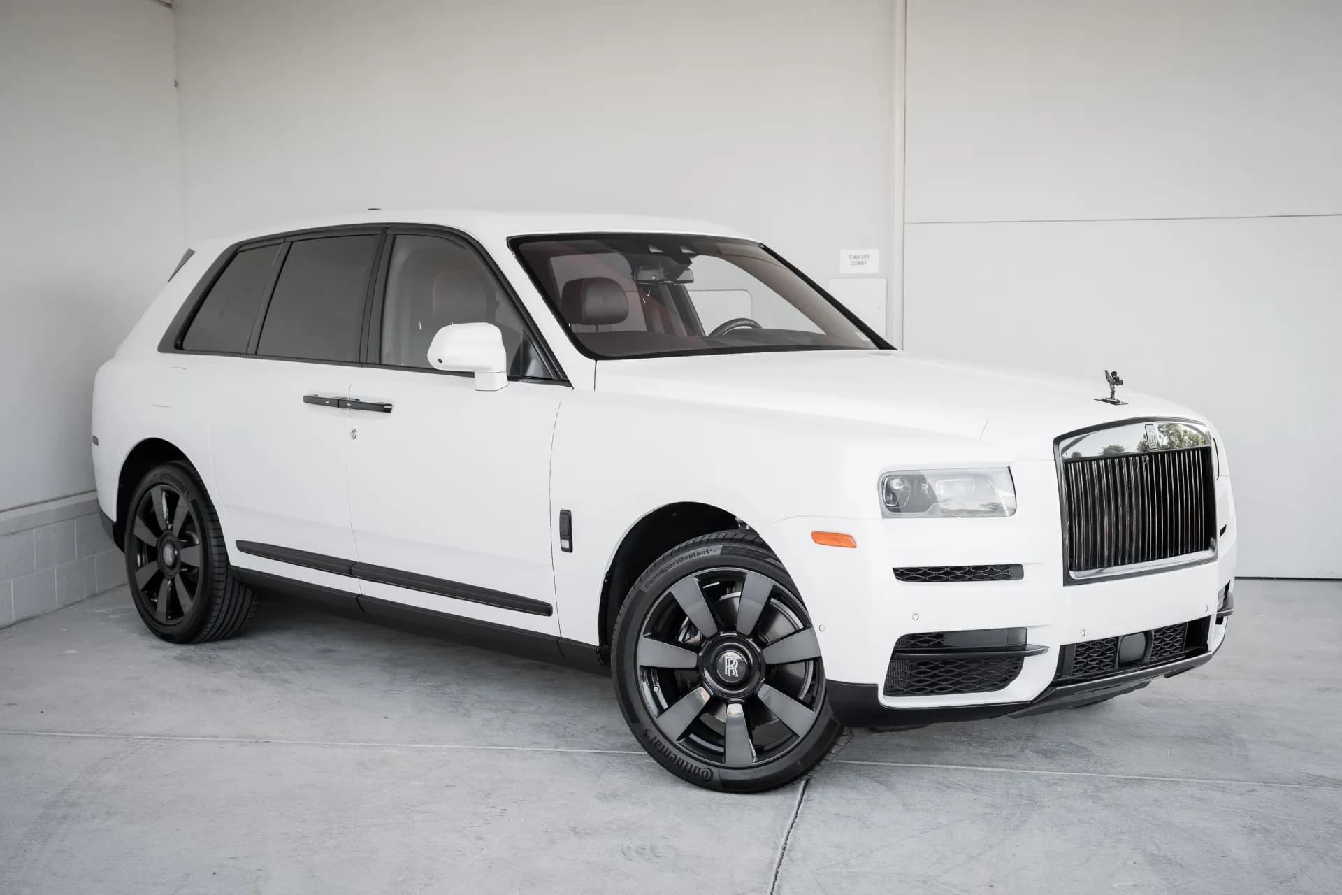 Rolls-Royce Chauffeur Services Los Angeles